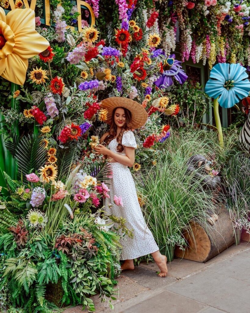 London Floral Restaurants - Ivy Chelsea Garden