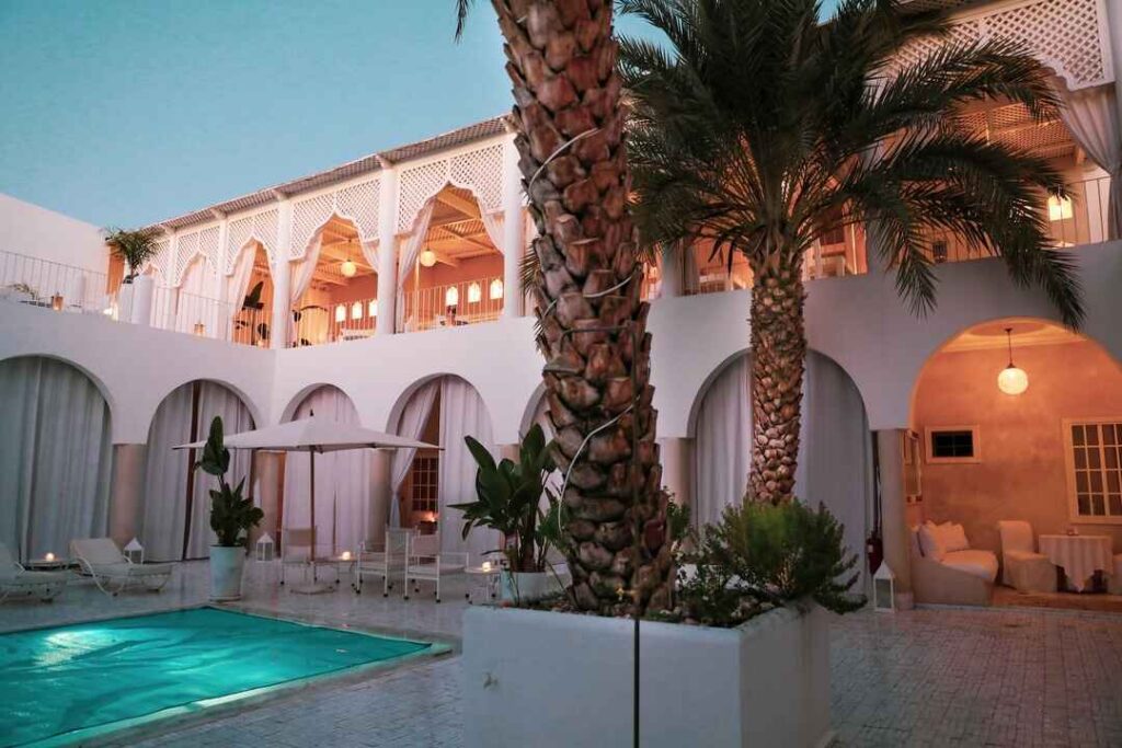 A picture of a beautiful Moroccan hotel in a safe district of Marrakech