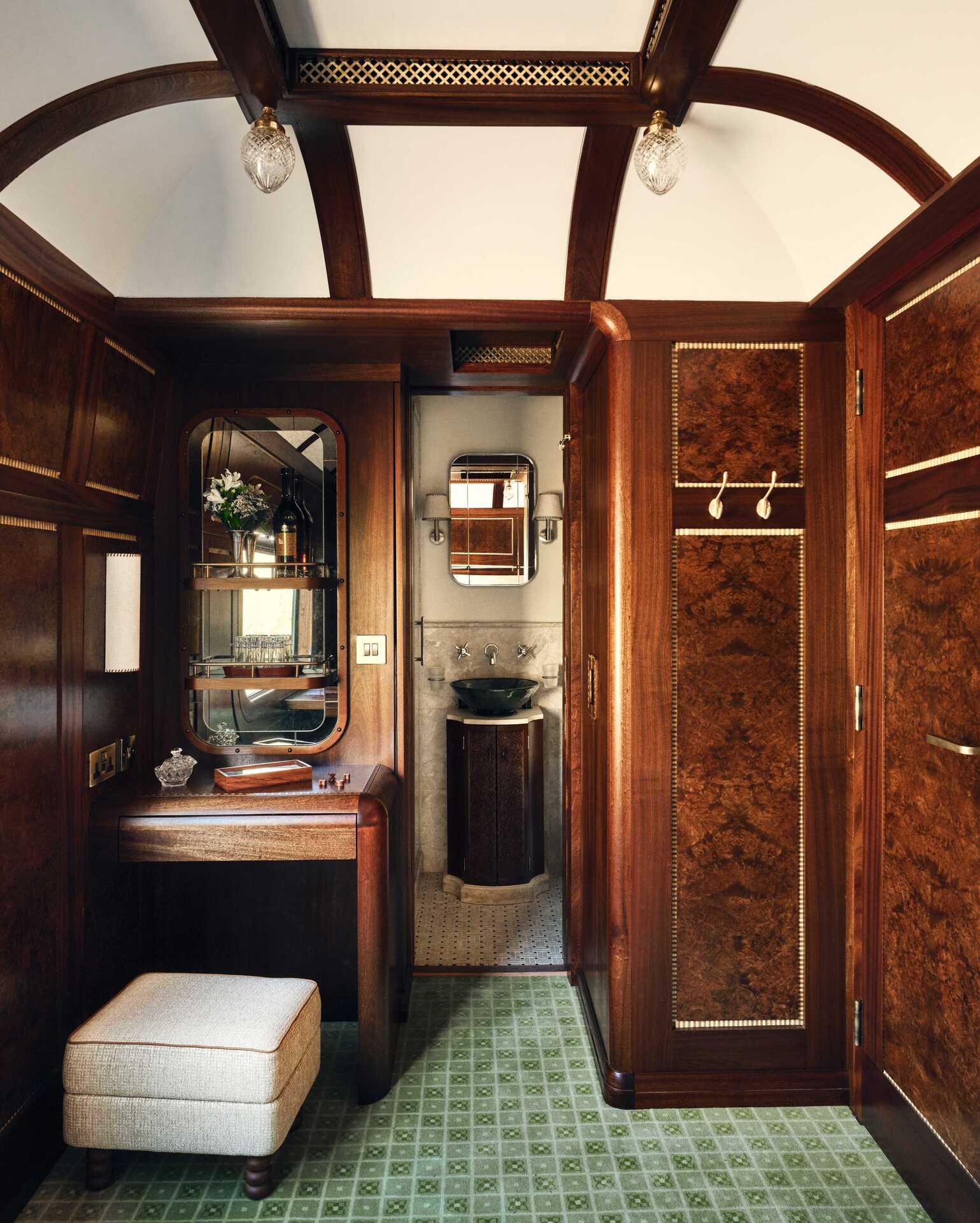 luxury overnight sleeper train uk the royal scotsman